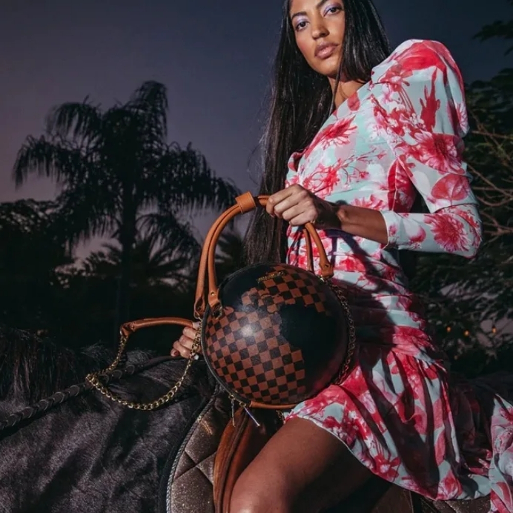 LIMITED EDITION SPRAYGROUNG GLOBE BAG.